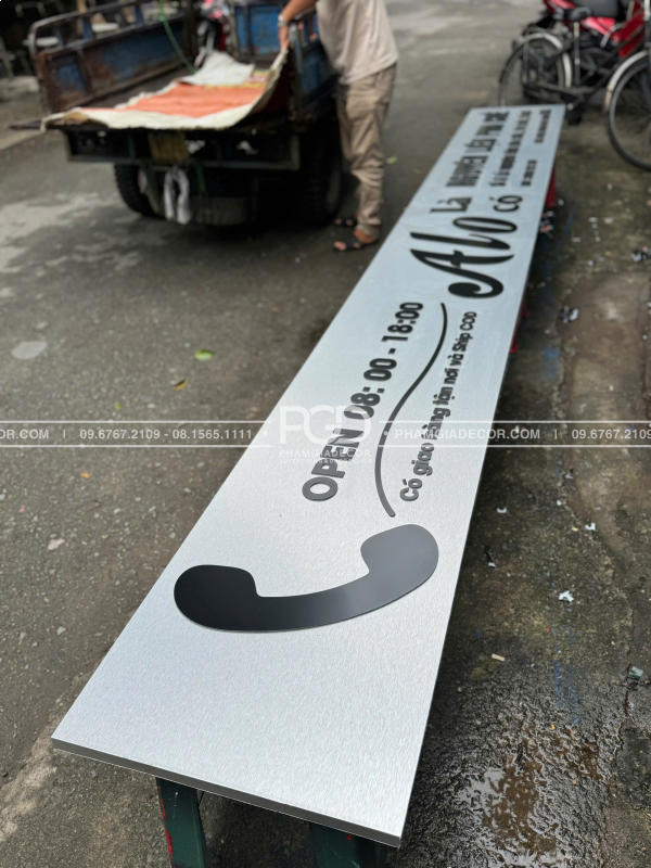bảng hiệu quận 1