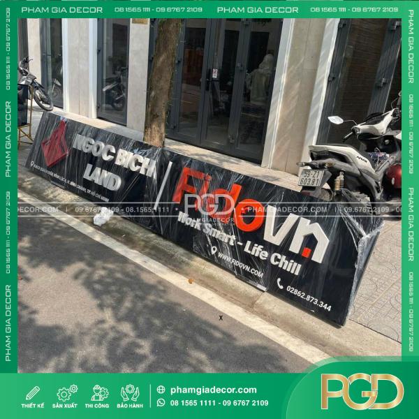 giá thiết kế bảng hiệu quận 3