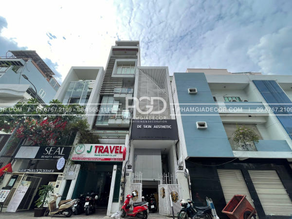 thiết kế bảng hiệu quận 1