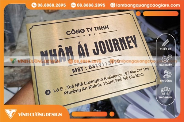 Lưu Ý Khi Làm Bảng Tên Cty Giá Rẻ