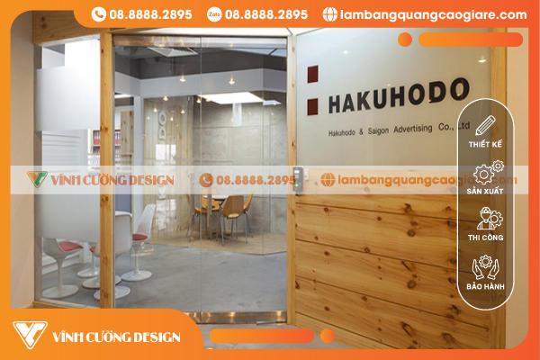 Biển hiệu công ty quảng cáo Hakuhodo