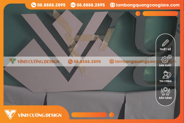 biển quảng cáo lót tôn