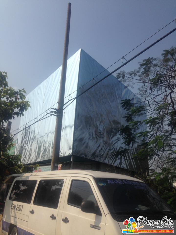 Thi công bảng hiệu tole dán decal 4 bang-hieu-tole-dan-decal