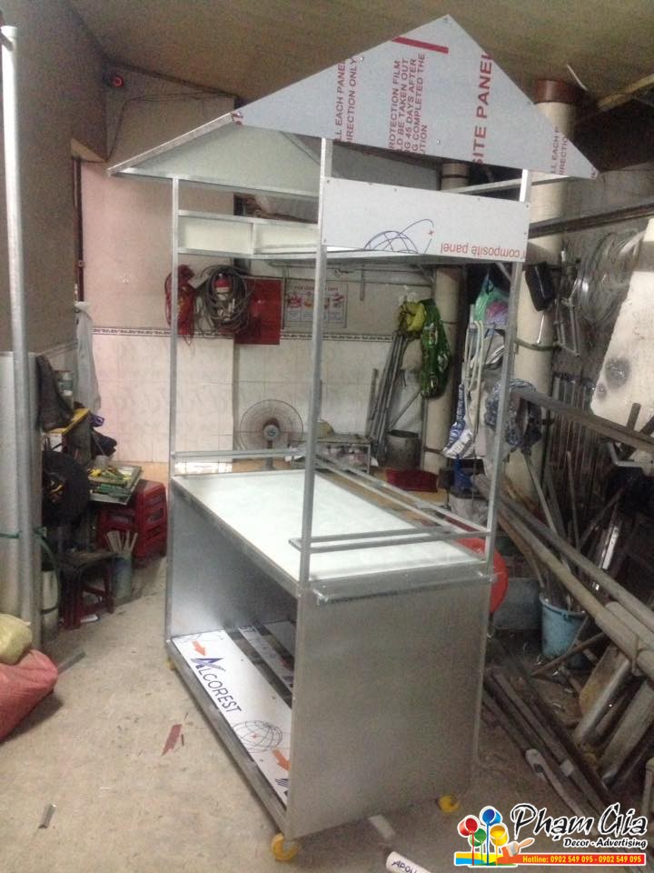 Thi công xe đẩy bán cafe trà sữa 3 xe day quan cafe