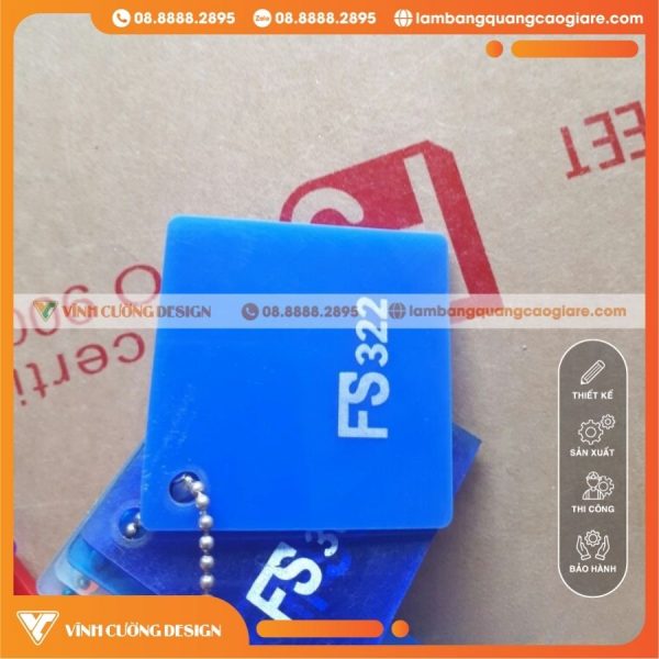 Duyệt mẫu Mica thi công Logo quận 2