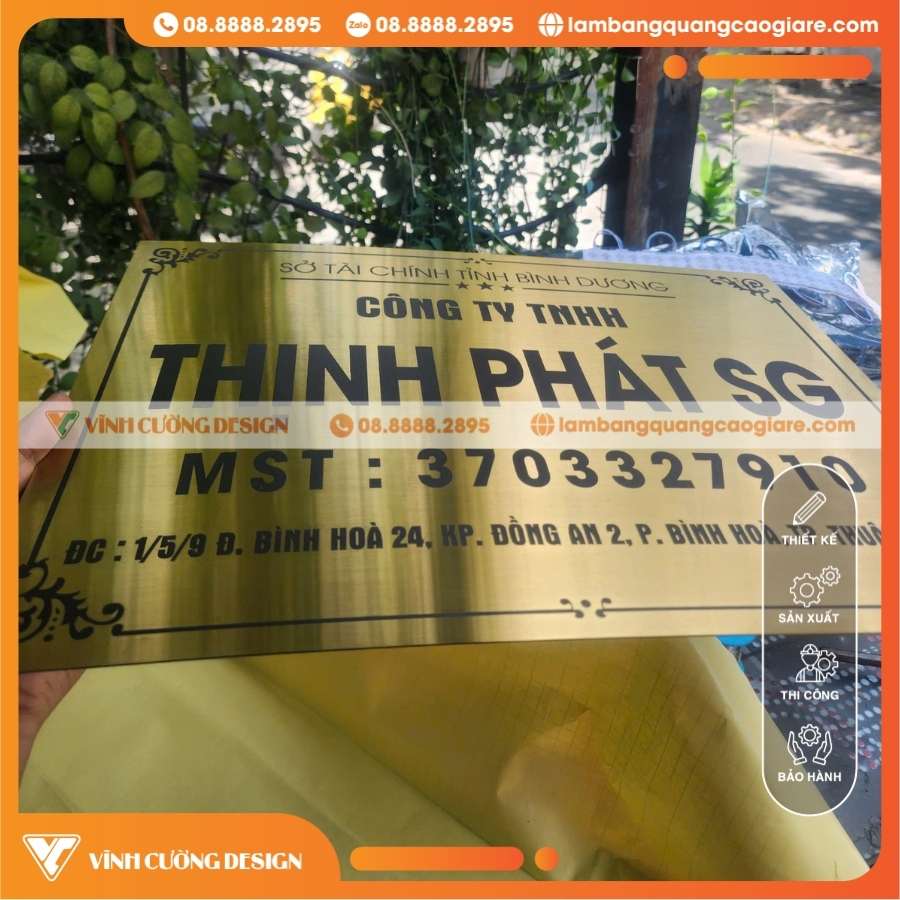Bảng Tên Công Ty Inox Vàng Gương In UV Đen Thịnh Phát SG
