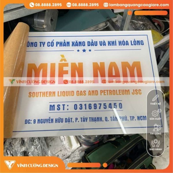 Bảng Tên Công Ty Mica In UV Xăng Dầu Miền Nam Giao Nhanh Trong Ngày