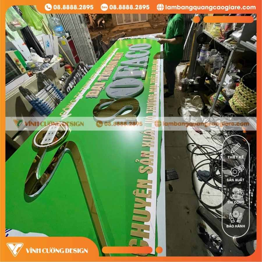 Chữ nổi Inox vàng gương là gì?