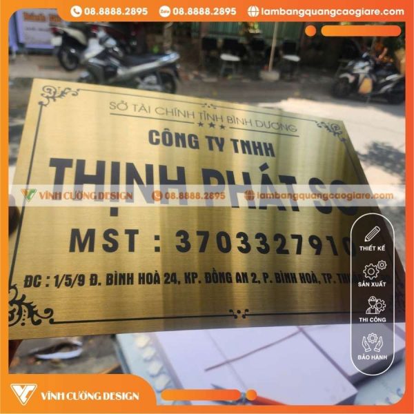 Dịch Vụ Bảng Tên Công Ty Inox Vàng Gương In UV Chuyên Nghiệp Từ Vĩnh Cường Design
