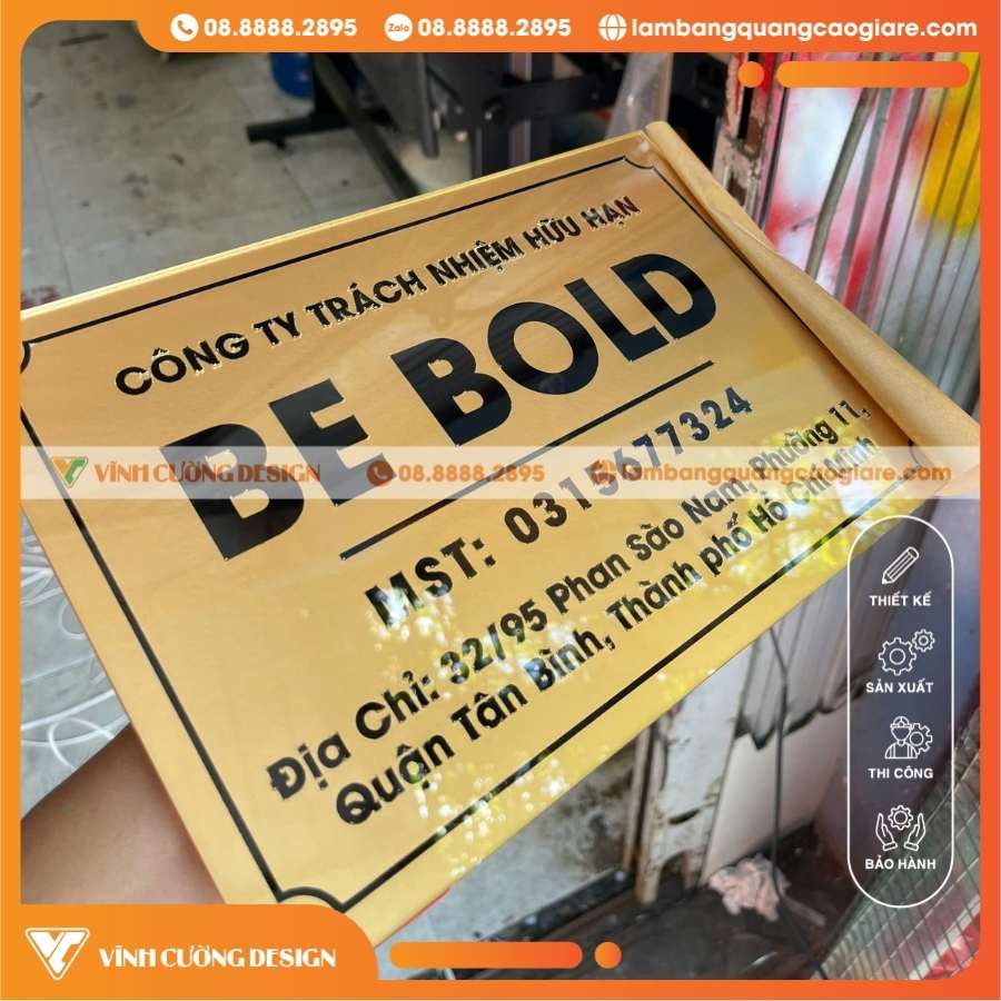 Làm Bảng Tên Công Ty Mica Vàng Đồng In UV Be Bold Tân Bình TPHCM