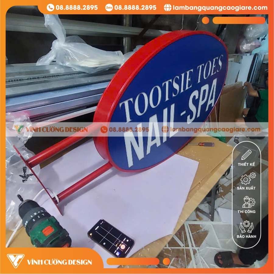 Bảng vẫy 3D oval nail spa nên chọn phong cách nào để tăng thu hút khách?