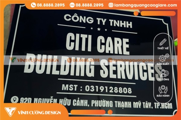Làm biển tên Công ty Mica in UV có lợi ích gì cho doanh nghiệp?