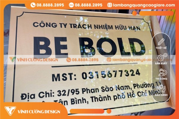 Những câu hỏi thường thấy khi làm biển tên Công ty Mica in UV