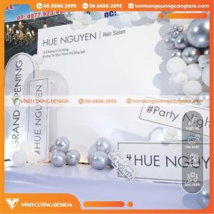 Thi công backdrop nền trăng xám khai trương hair salon Hue Nguyen