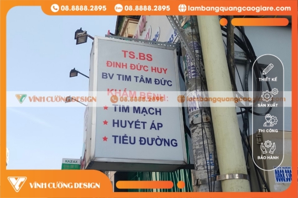 bảng hiệu hộp đèn đứng