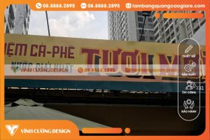 bang hieu hop den quan 4