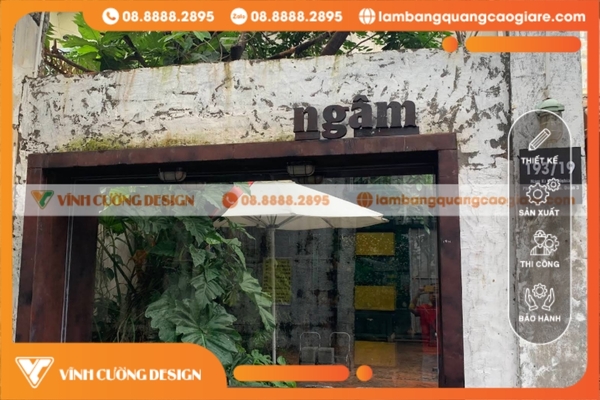 Bảng hiệu quảng cáo quán cà phê tại Quận 3