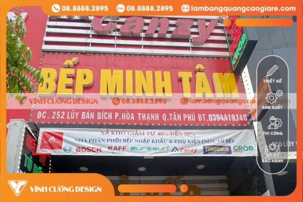 Biển hộp đèn quảng cáo ngoài trời tại Tân Phú