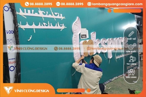 Làm Bảng Hiệu Alu Chữ Nổi Đèn Led Giá Rẻ Cho Nhà Sách InkSpire 4 gia bang hieu chu noi den led