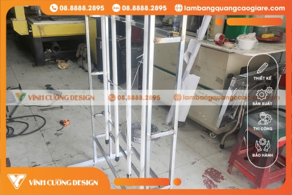 Làm Hộp Đèn Bảng Hiệu GIÁ RẺ, Thiết Kế & Thi Công Trọn Gói 9 Khung sườn hộp đèn bảng hiệu