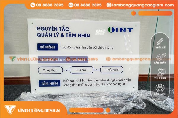 lam bang ten cong ty in uv 1