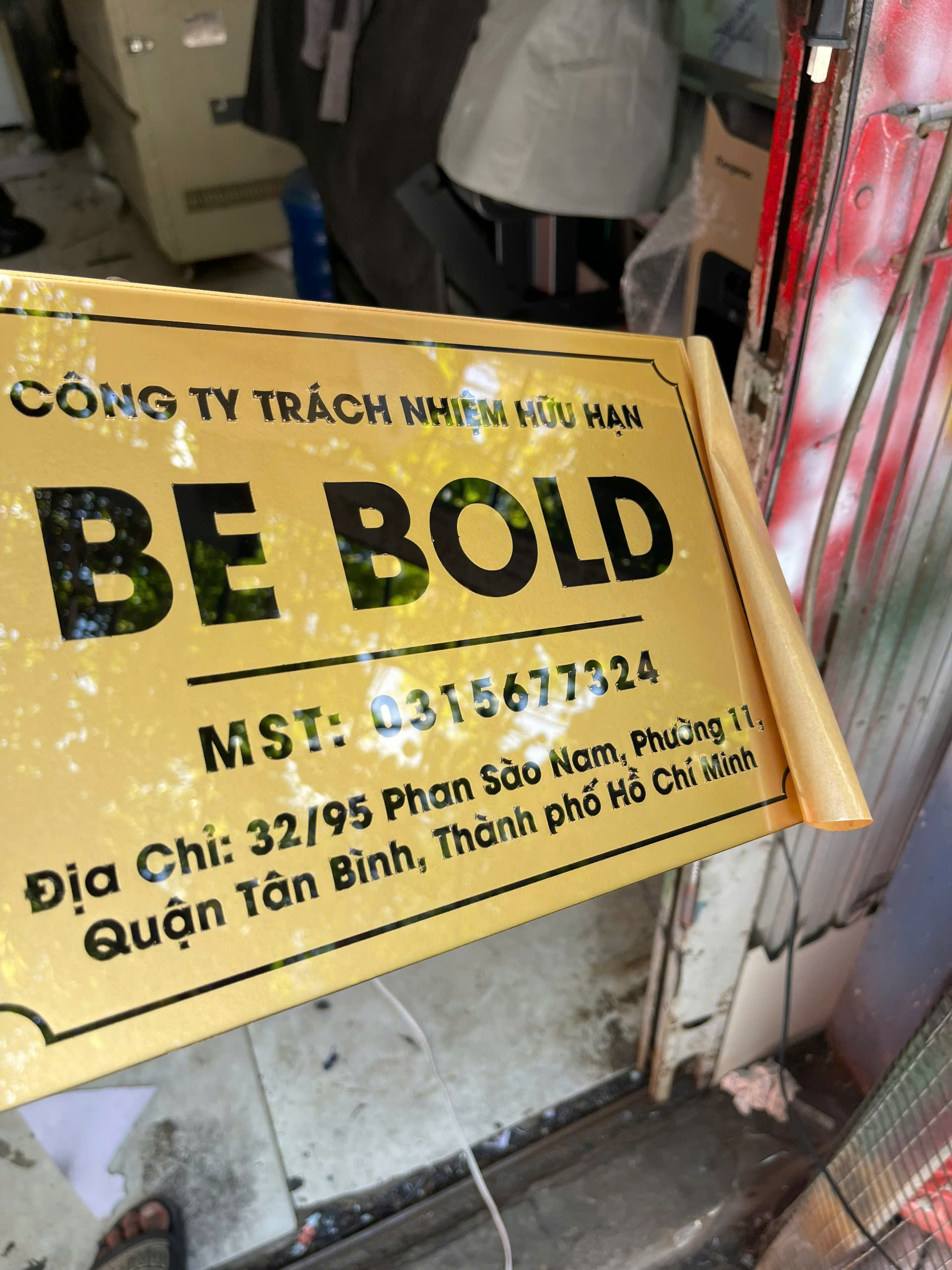 lam bang hieu inox gia re