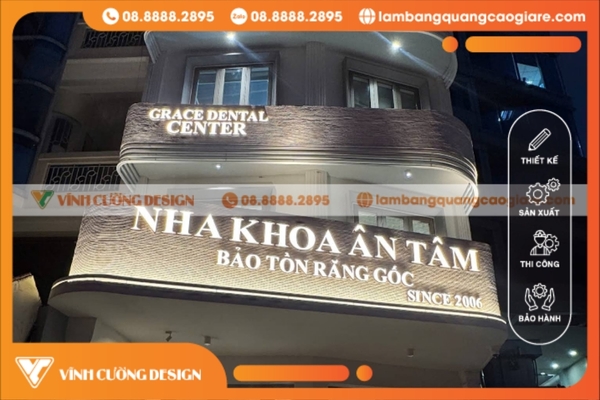 Bảng hiệu nha khoa chữ nổi mica gắn đèn LED nổi bật thu hút cả ngày lẫn đêm