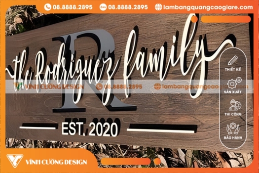 Biển hiệu gỗ điêu khắc ngoài trời