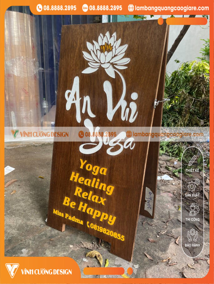Biển quảng cáo gỗ đứng