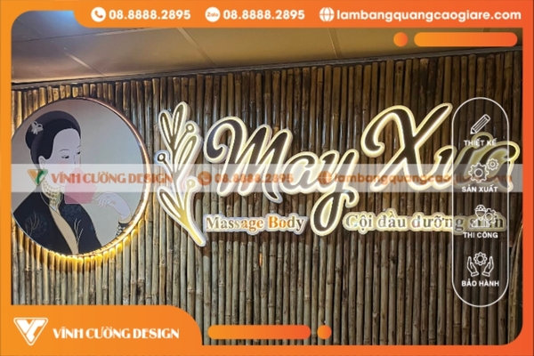 Logo bảng hiệu mica chữ nổi ấn tượng