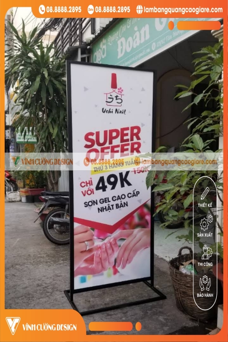 Standee khung sắt ốp format 2 mặt cho tiệm nail