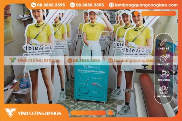 standee mo hinh cat theo hinh dang